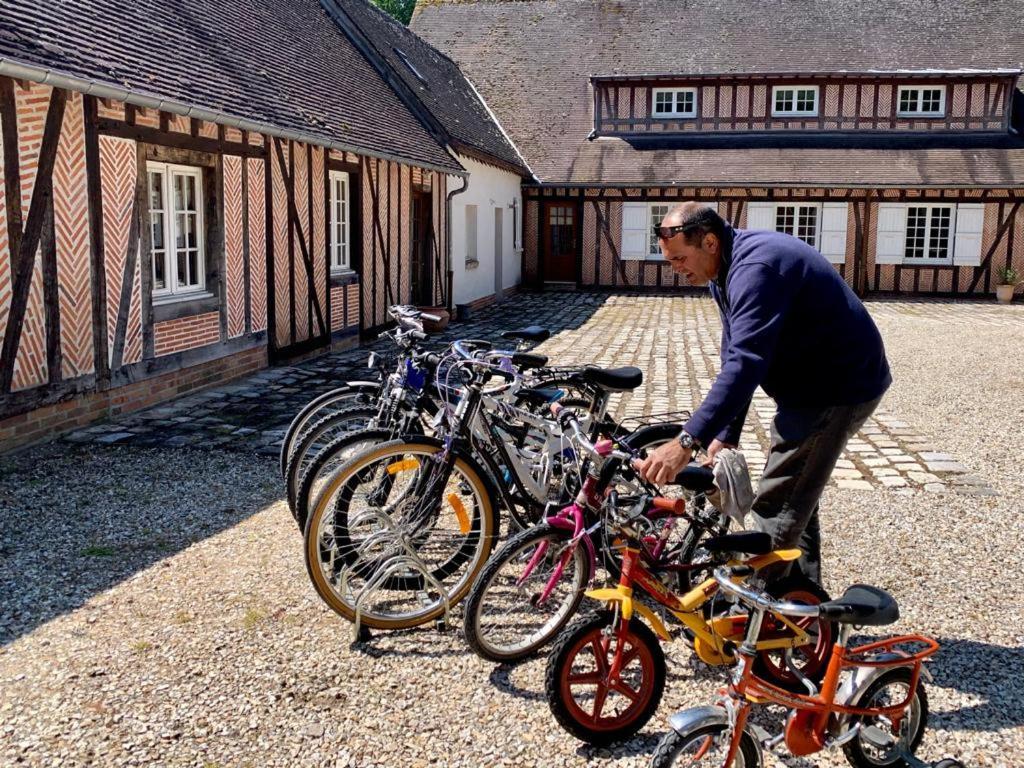 Les Vieux Guays Bed & Breakfast Cerdon  Eksteriør bilde