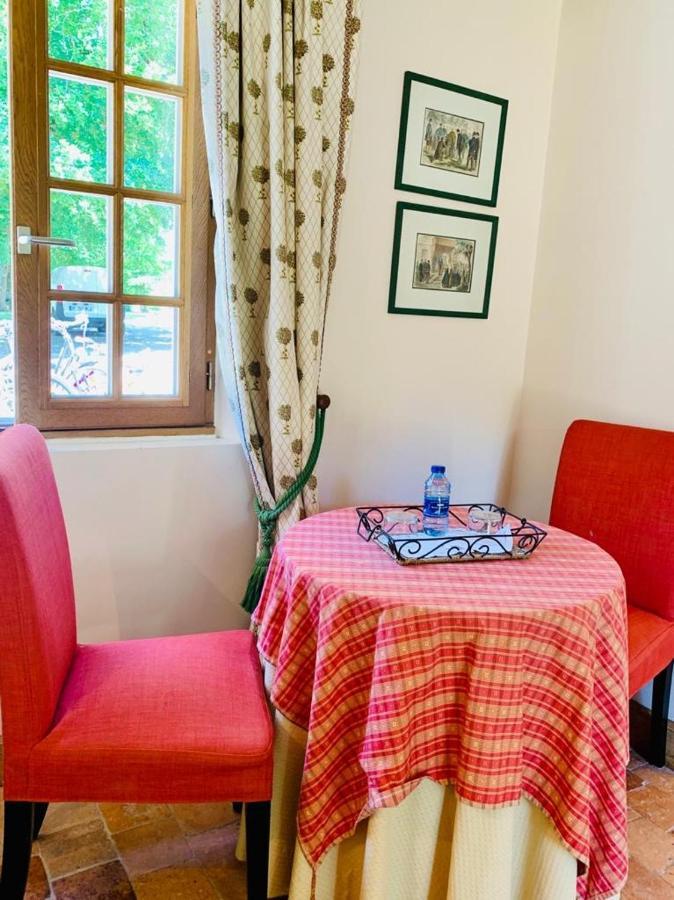 Les Vieux Guays Bed & Breakfast Cerdon  Eksteriør bilde